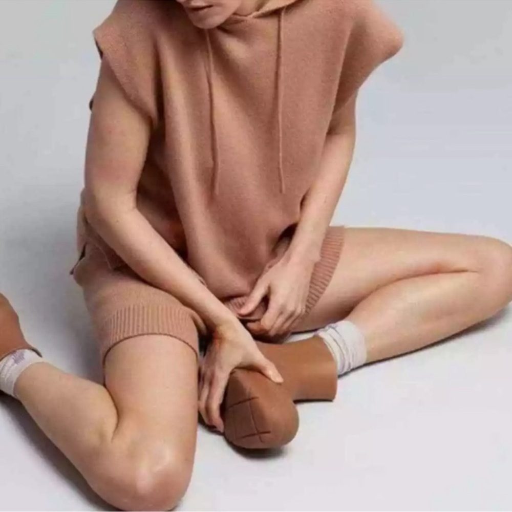 The Frankie Shop Juno Sleeveless Knit Hoodie Wool Blend Terra Cotta XS/S NWT
